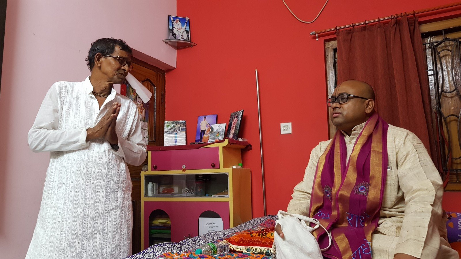  Visiting devotees. Asansol. 2019.11.18